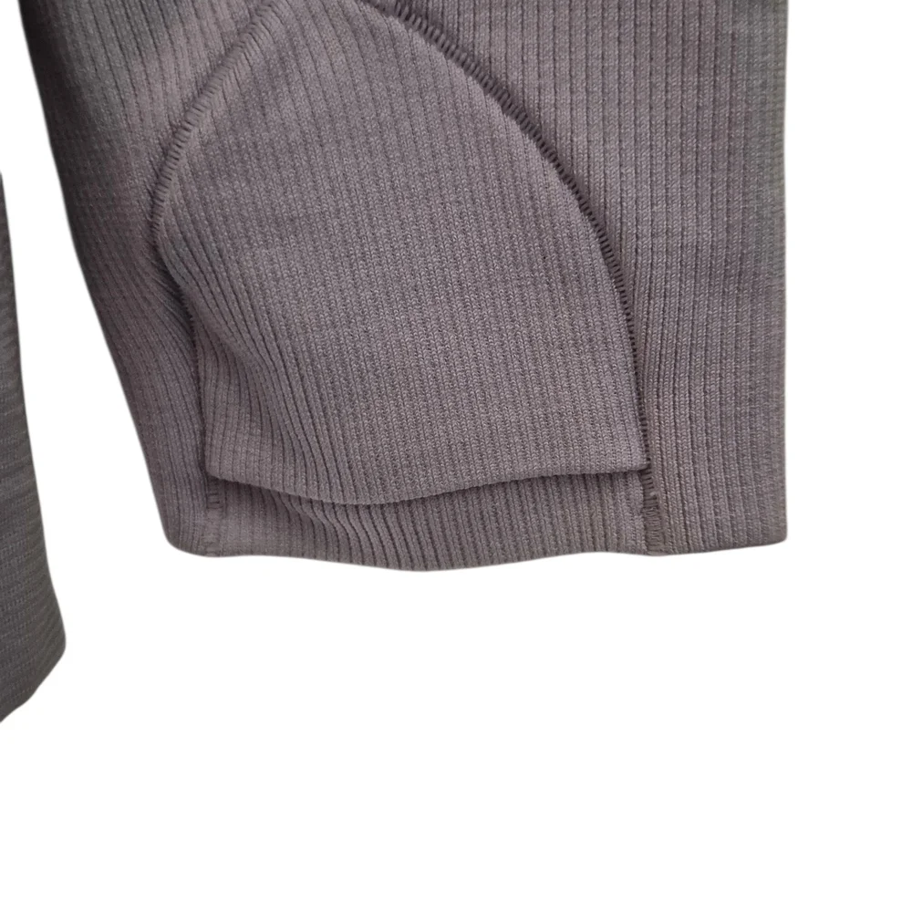Lululemon Athelica Lavender Long Sleeve Top 10 - Picture 4 of 5